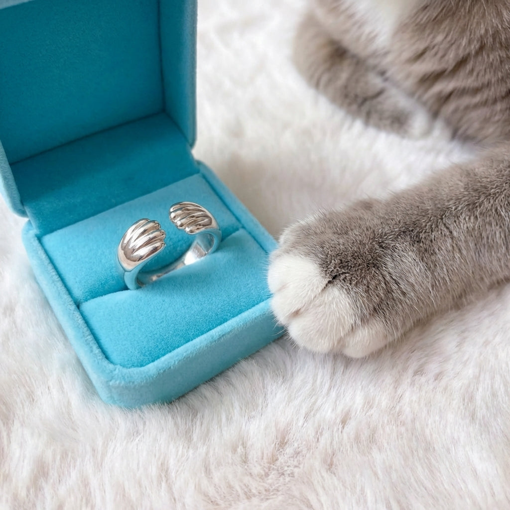 PawHug Ring